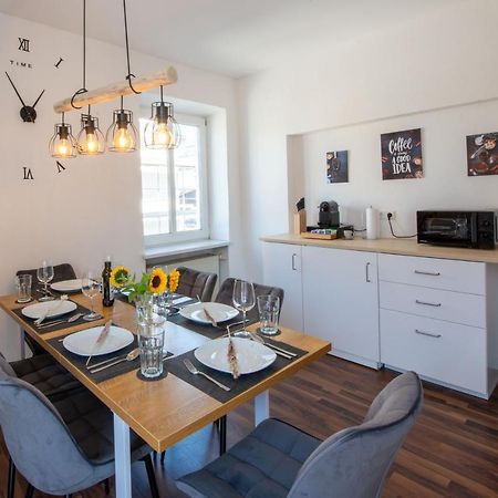 Bessa Homes 6 Personen 2 Schlafzimmer, 3 King Size, Betten, Balkon, Kueche Haag in Oberbayern Exteriér fotografie